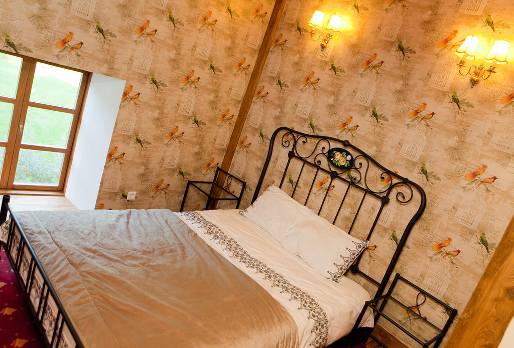 אולו Linnumaja Guesthouse חדר תמונה
